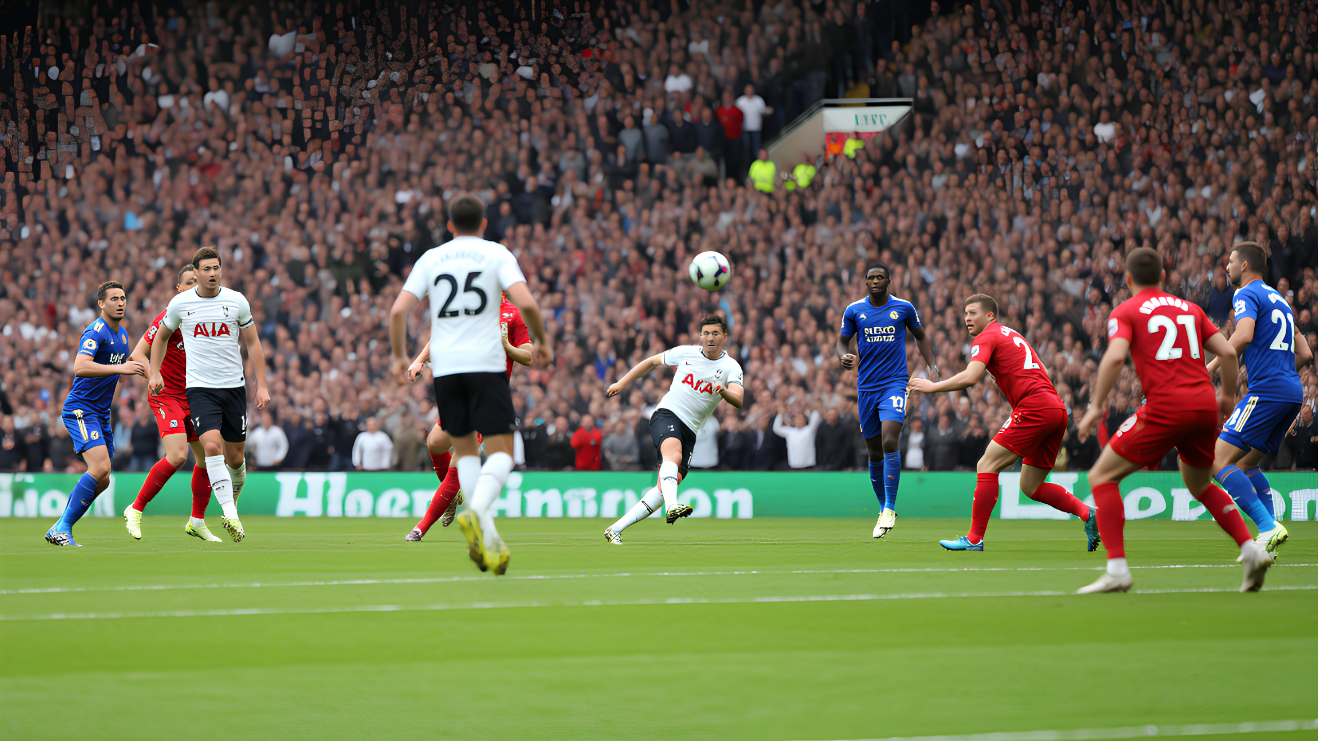 包含精彩足球比赛现场观众激情澎湃，场面热烈的词条